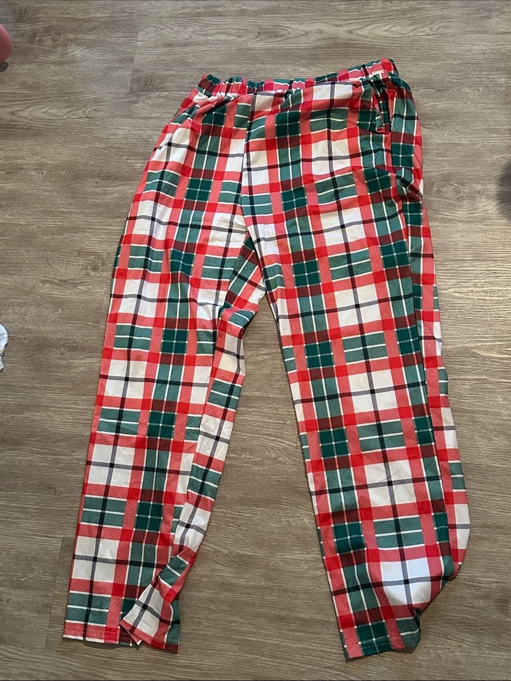 Women’s Christmas Red & Green Plaid Lounge Pants